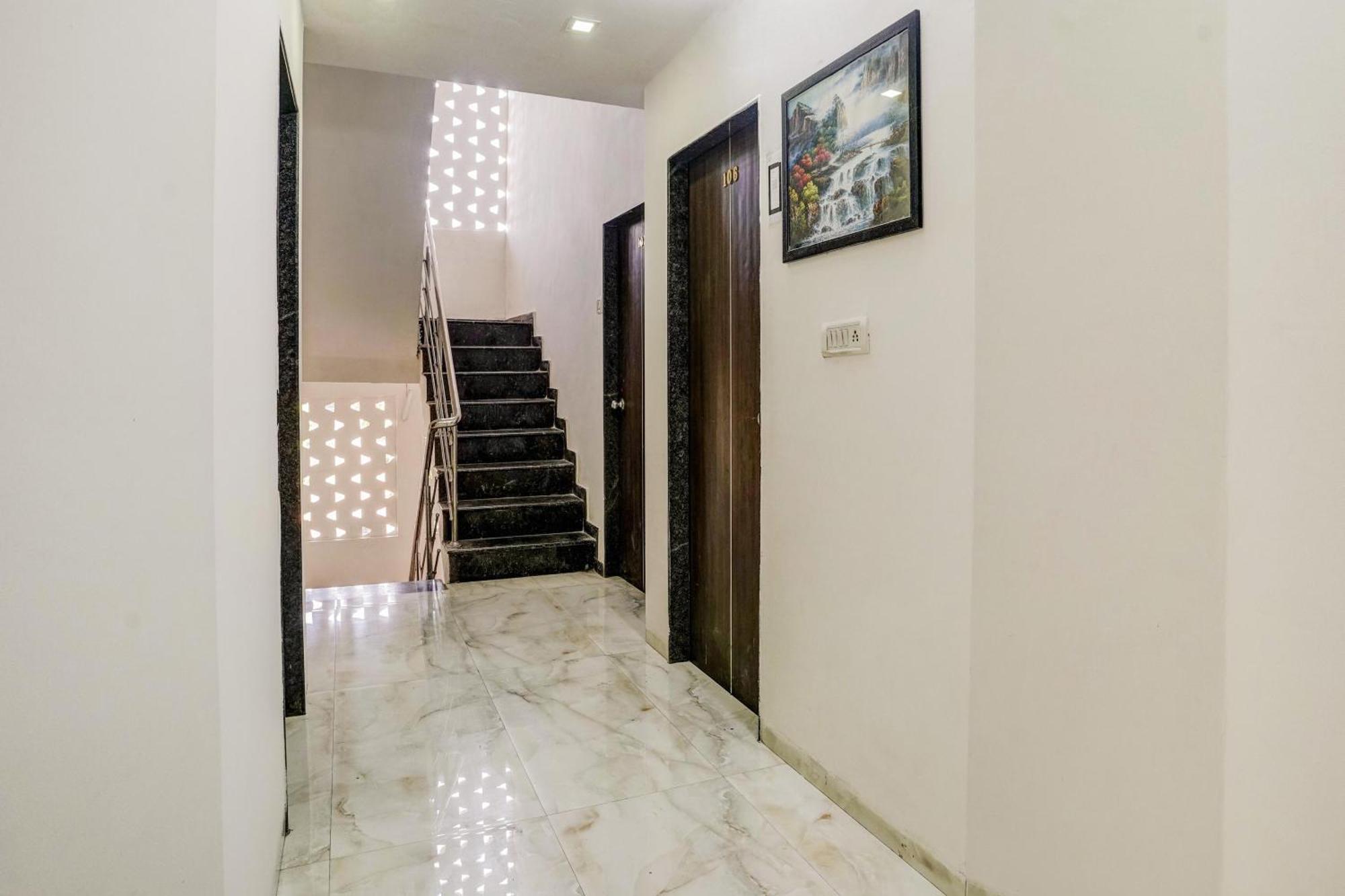 Super Hotel O Nashik Near Vijay Mamta Theatre Formerly Sahara Inn Exterior photo