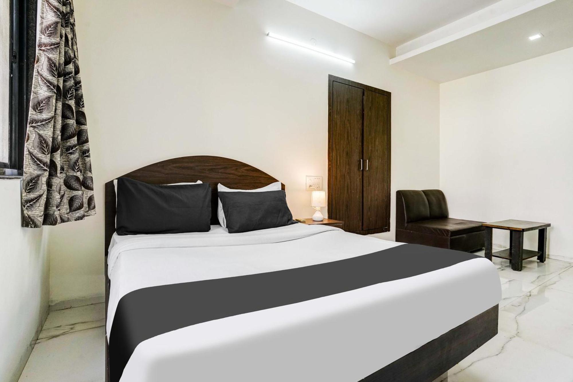 Super Hotel O Nashik Near Vijay Mamta Theatre Formerly Sahara Inn Exterior photo