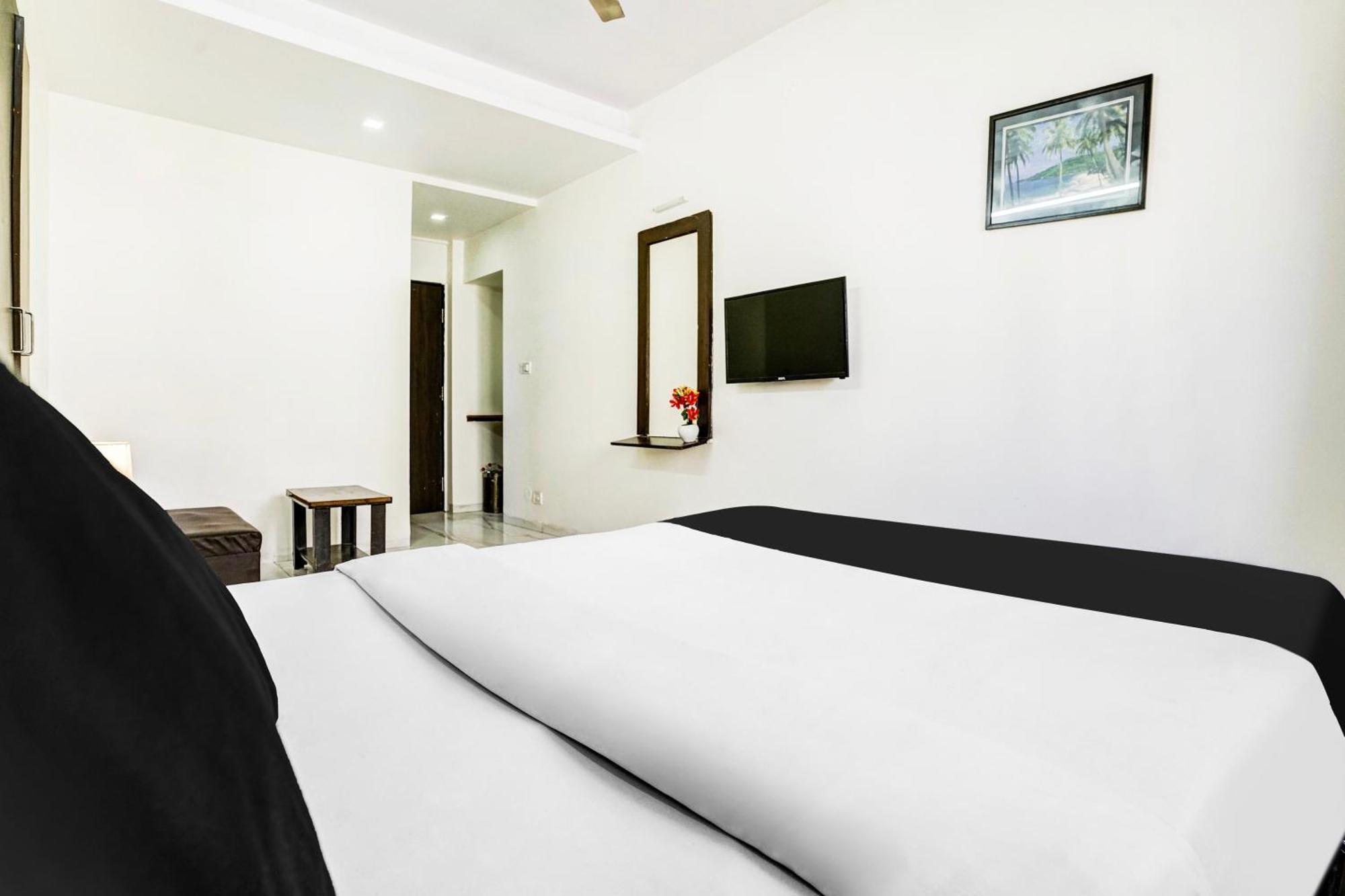 Super Hotel O Nashik Near Vijay Mamta Theatre Formerly Sahara Inn Exterior photo